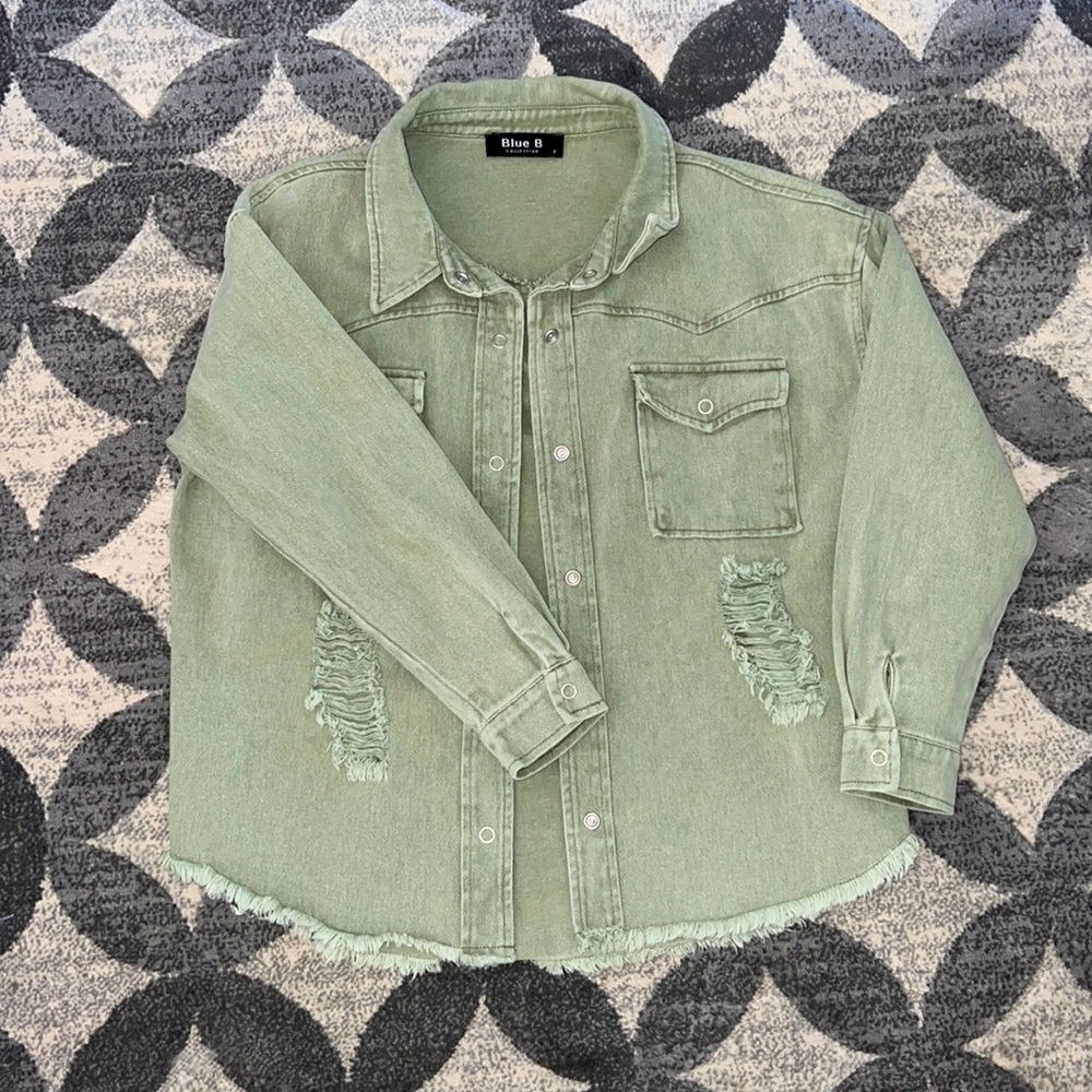 Blue B Collection Faded Green Light Jean Jacket. Size S